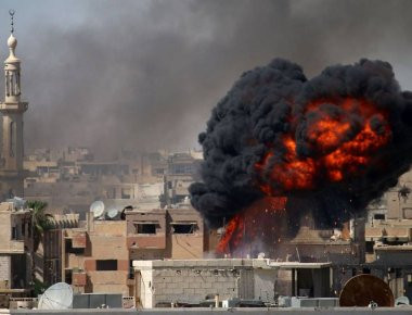 Συρία: Μαζικοί βομβαρδισμοί στην Νταραά